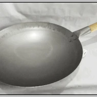 Iron Wok w wooden hdl 14