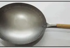 Wok Iron Wok w/ wooden hdl 16" 1 ~item/2024/1/16/waj_100239_50_iron_wok_w_single_wooden_hdl_16_r147000_q8p