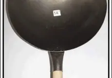 Wok Iron Wok w/ wooden hdl 14" M 1 ~item/2024/1/17/waj_100219_20_iron_wok_w_single_wooden_hdl_14_m_r161000_q30p